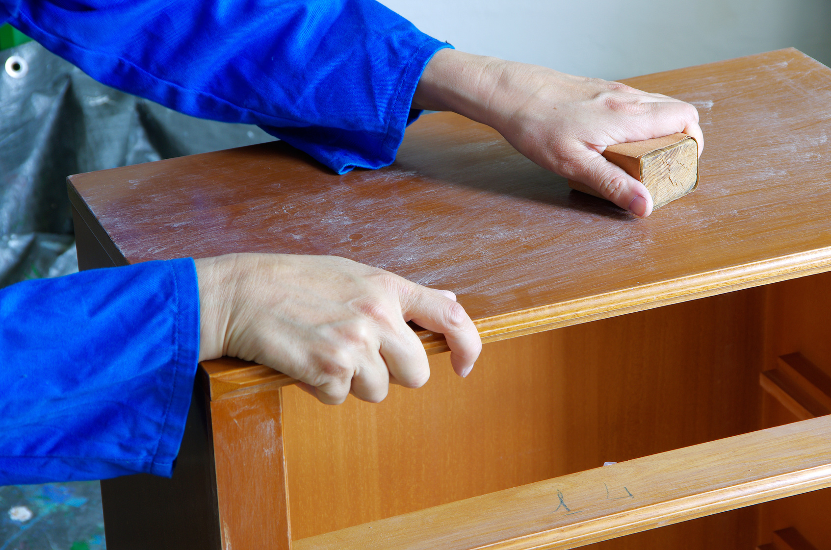 sanding cabinet