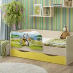 baby bed yellow