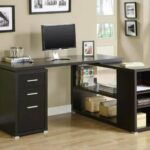 bureau d'ordinateur noir