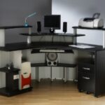 bureau d'ordinateur noir grand