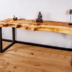 table en planche de bois