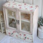 decoupage furniture