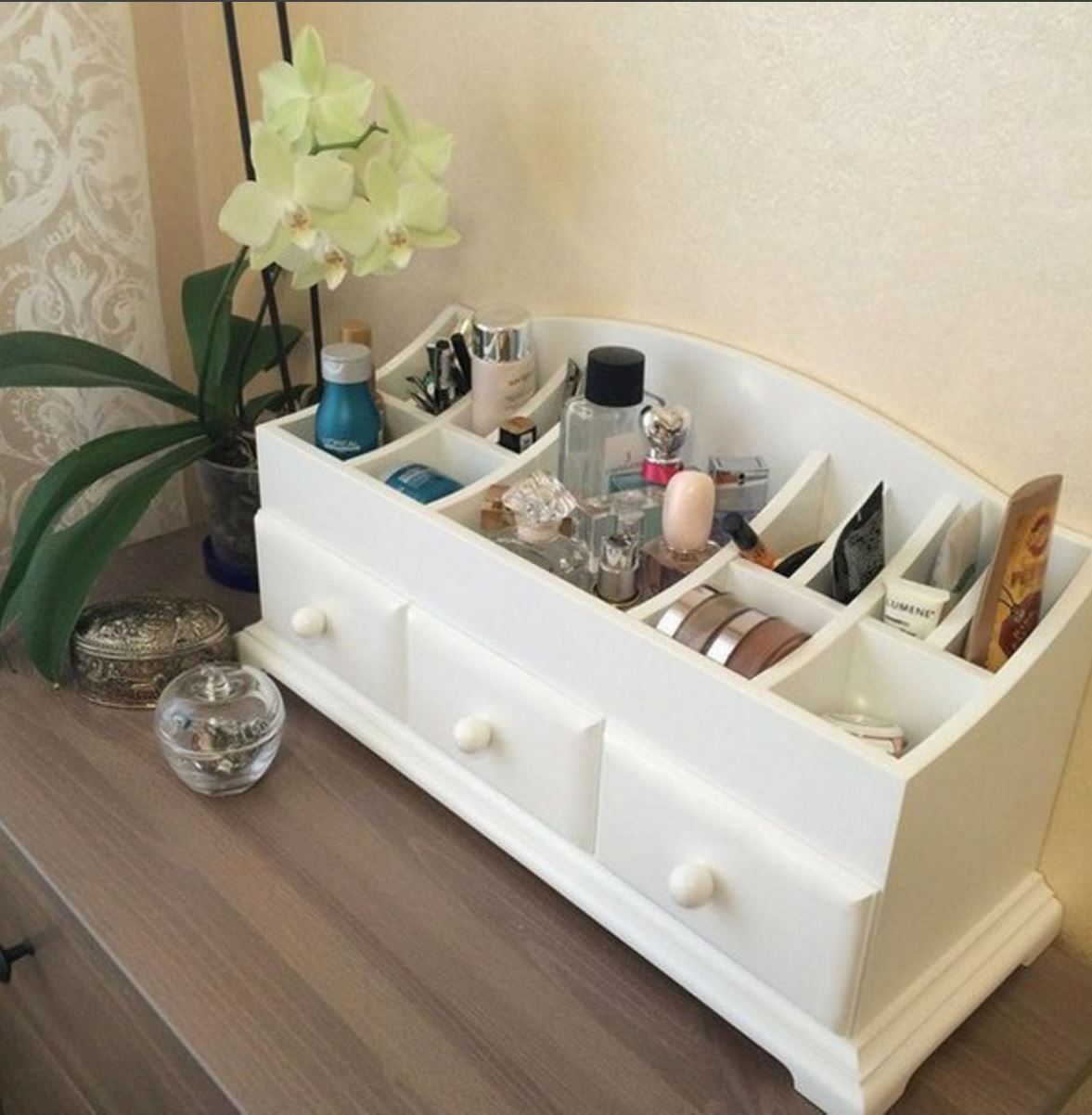 commode pour photo cosmétique