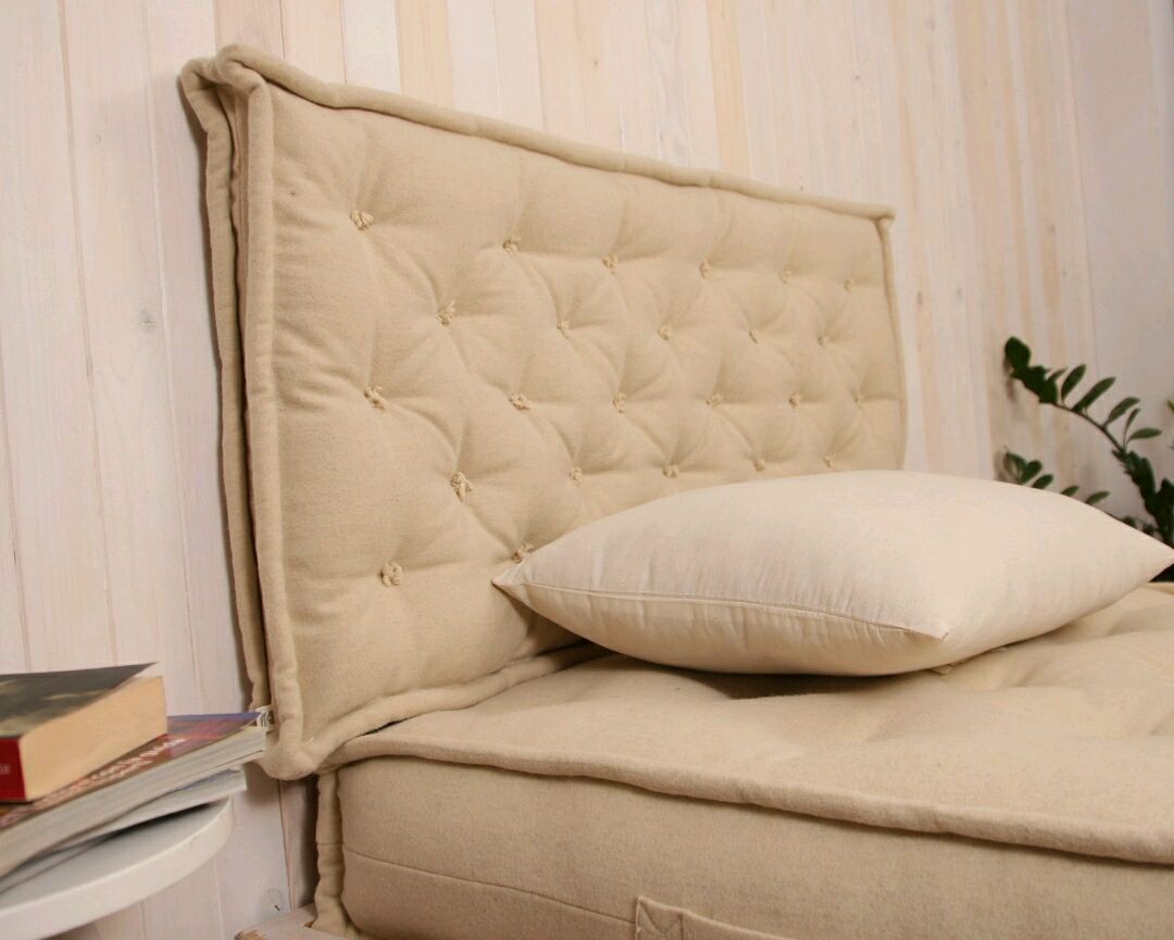 pillow headboard