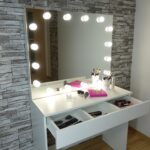 dressing table with triple drawer