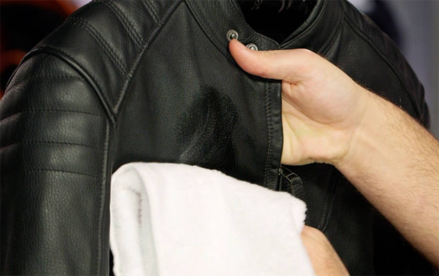 cleaning leather jacket