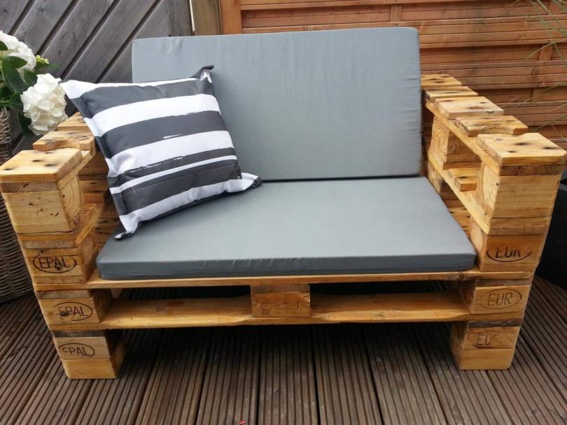 how to make a pallet chair