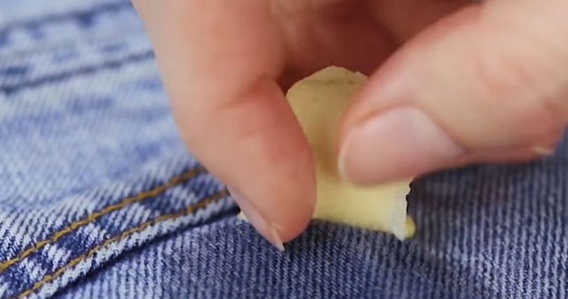 how to remove plasticine