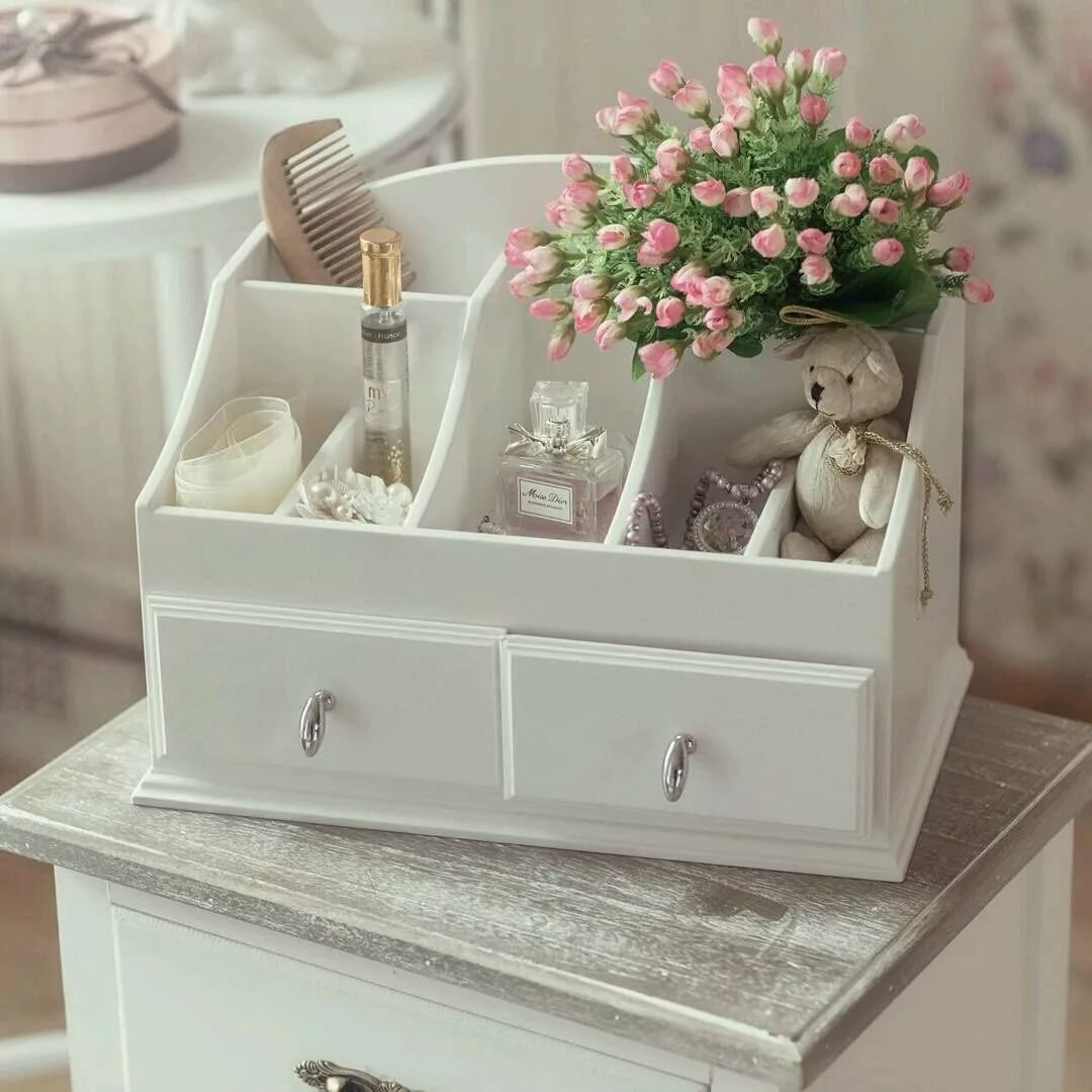 organizer chest of drawers for cosmetics