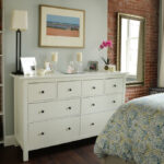 dresser in the bedroom interior photo