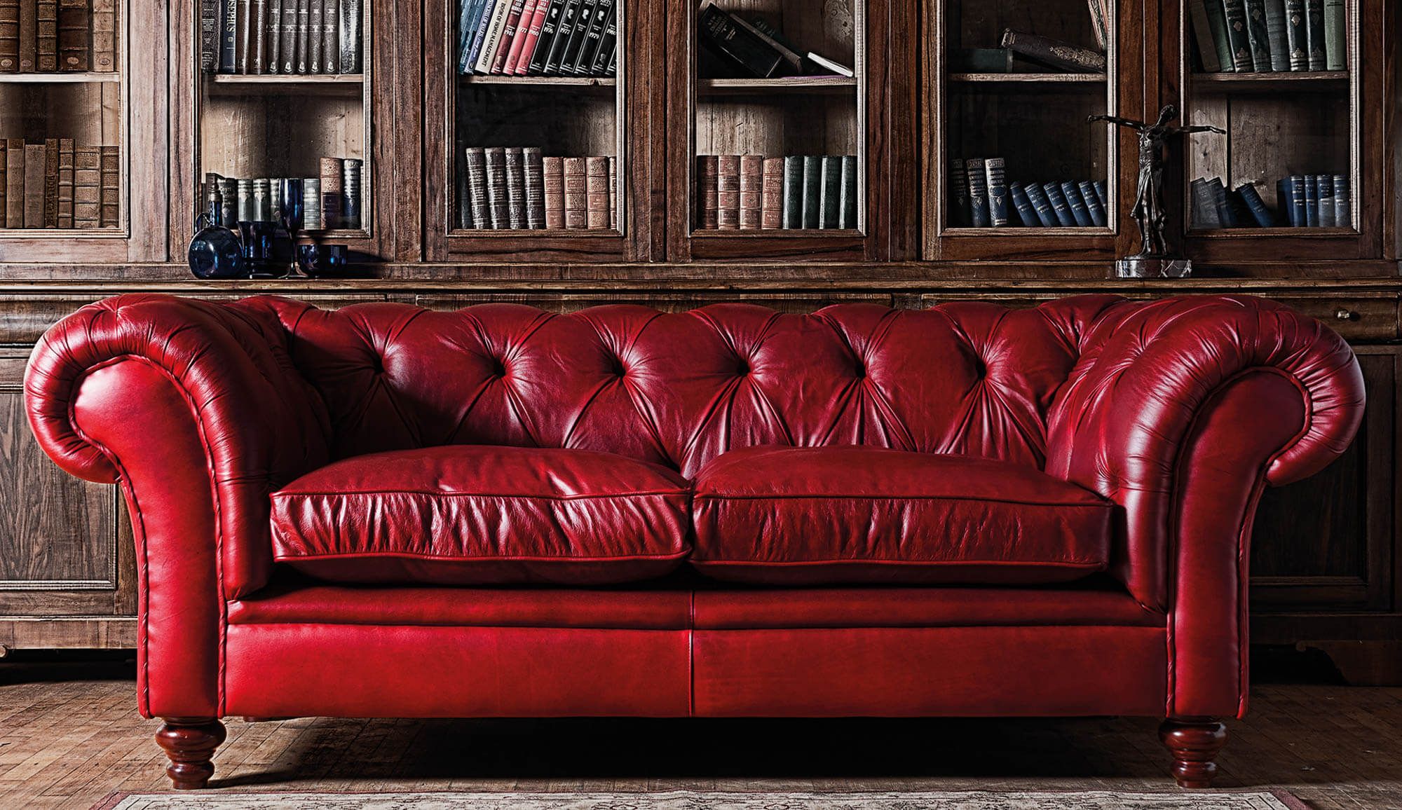  decorate with a red sofa