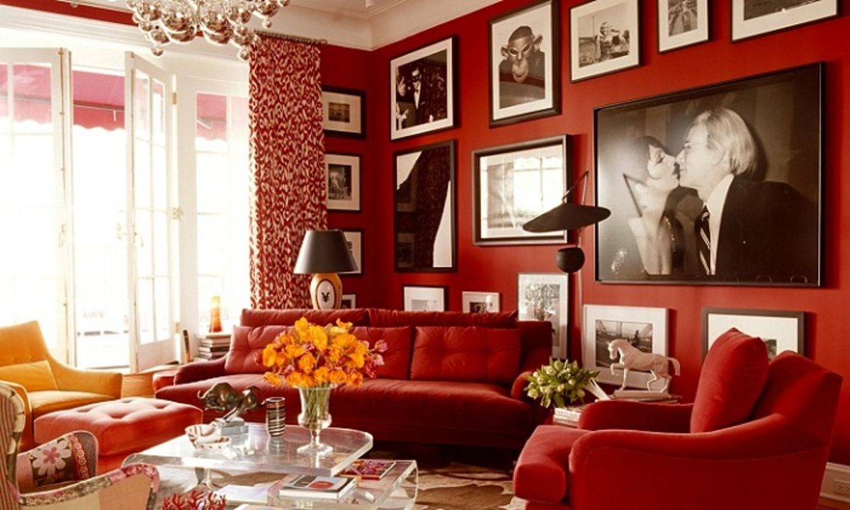 red sofa with red walls