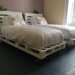 pallet bed decor photo