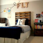 pallet bed photo interior