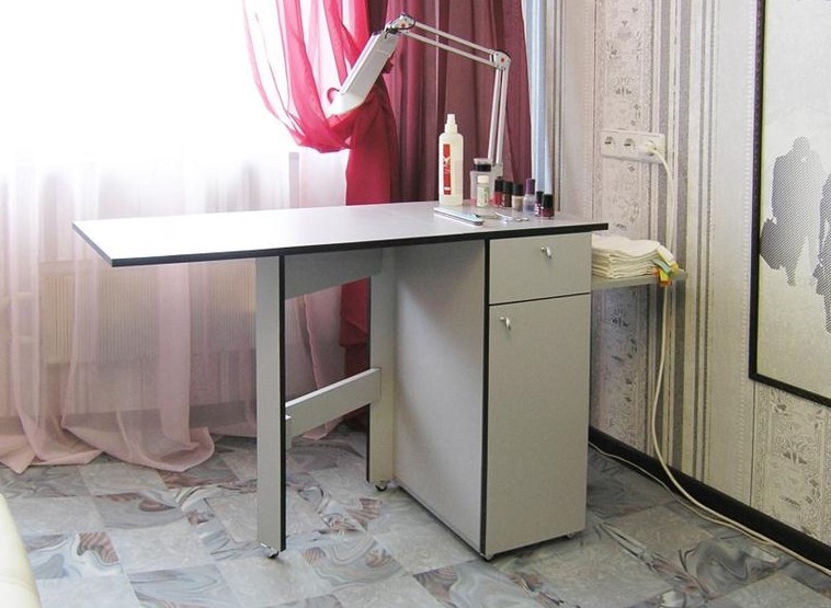 manicure table model overview