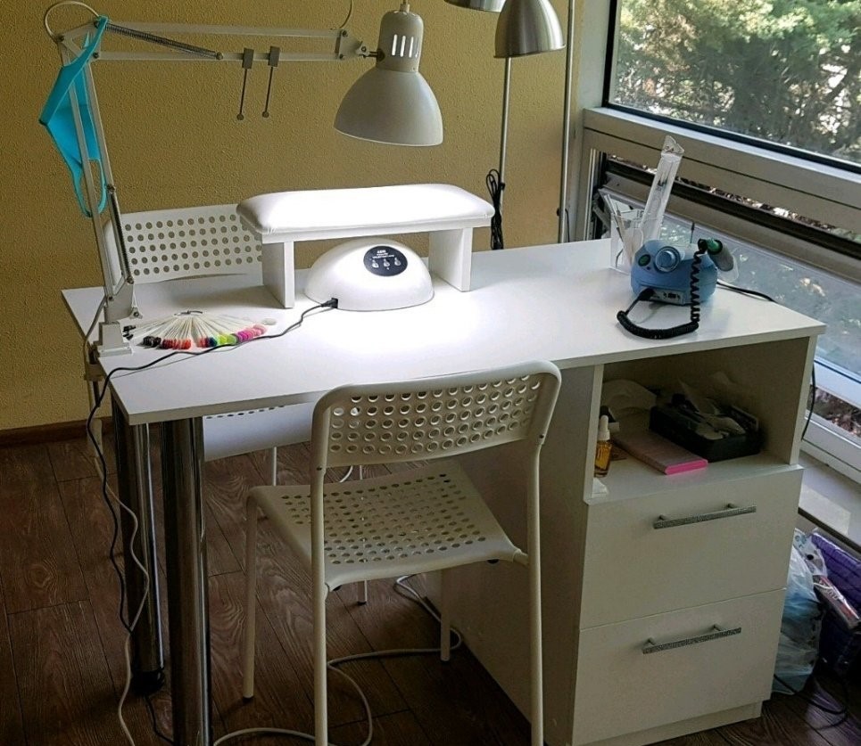 manicure table review