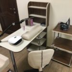 manicure table straight