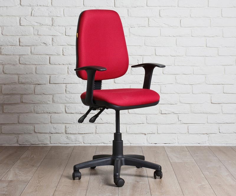 chaise de bureau rouge