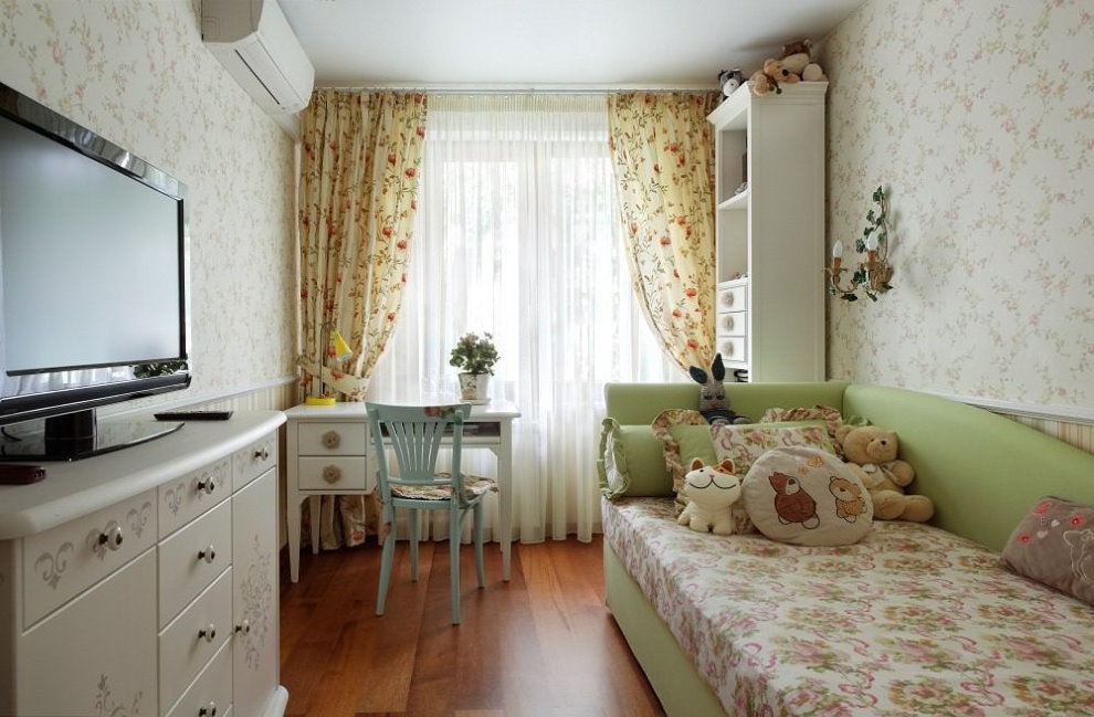 Provence style children's room