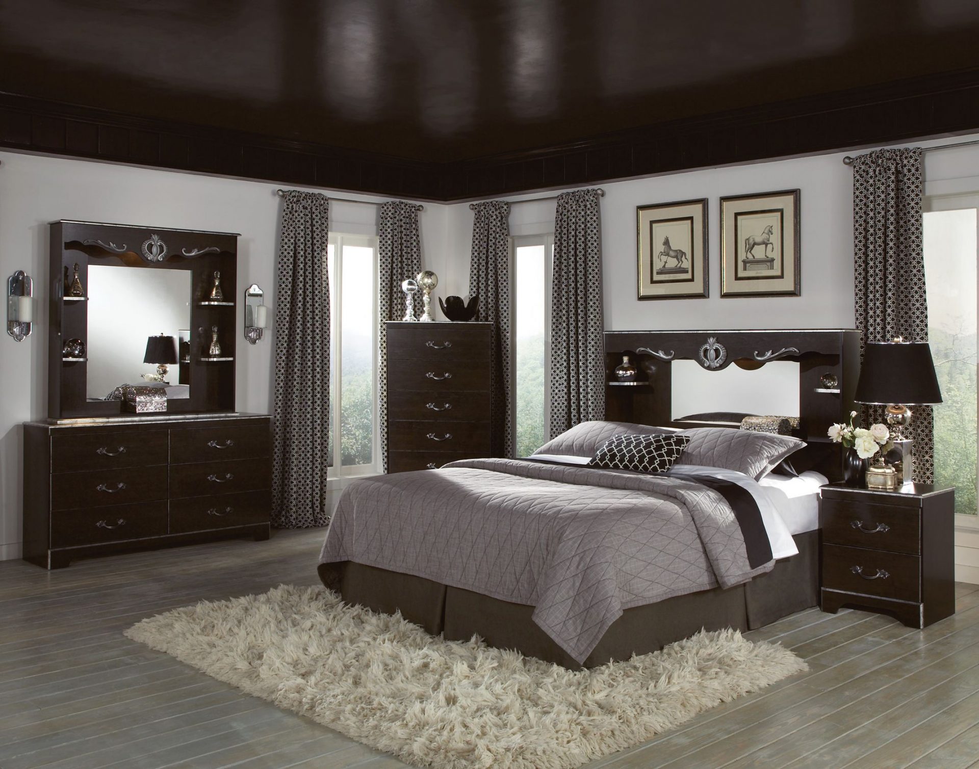 arrangement of furniture in the bedroom