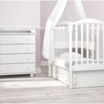 white cot