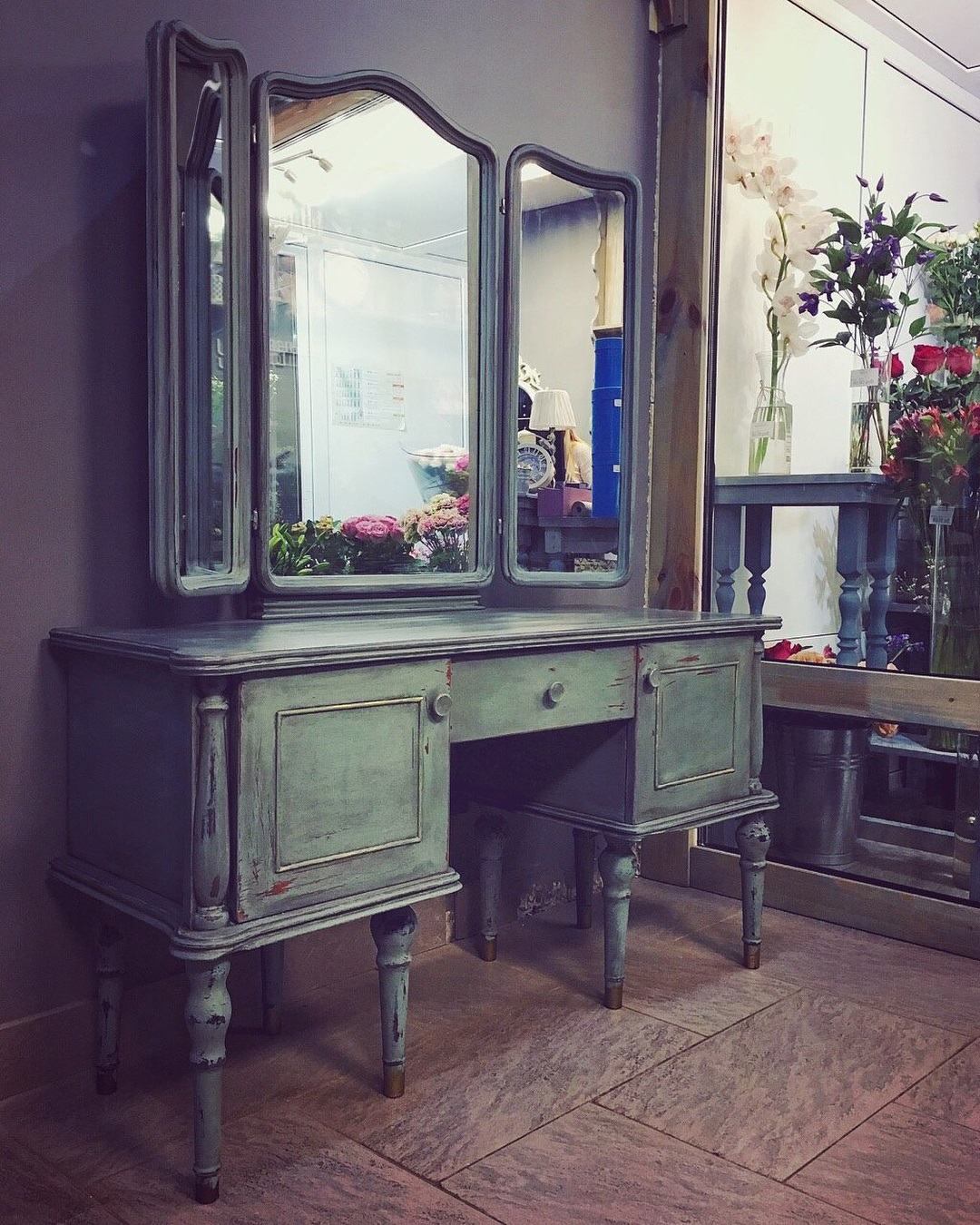 chest of drawers in the Soviet interior