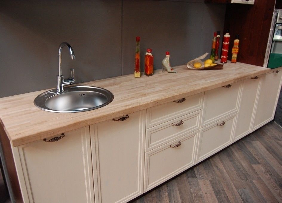 pine countertop