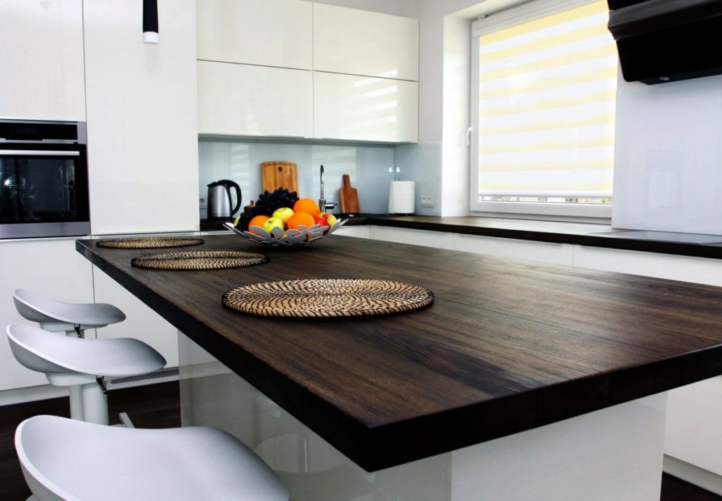 wood-like countertop