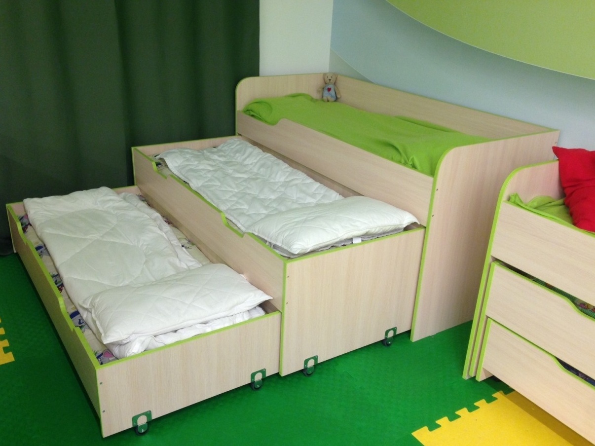 matryoshka bed for three children