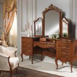 antique dressing table