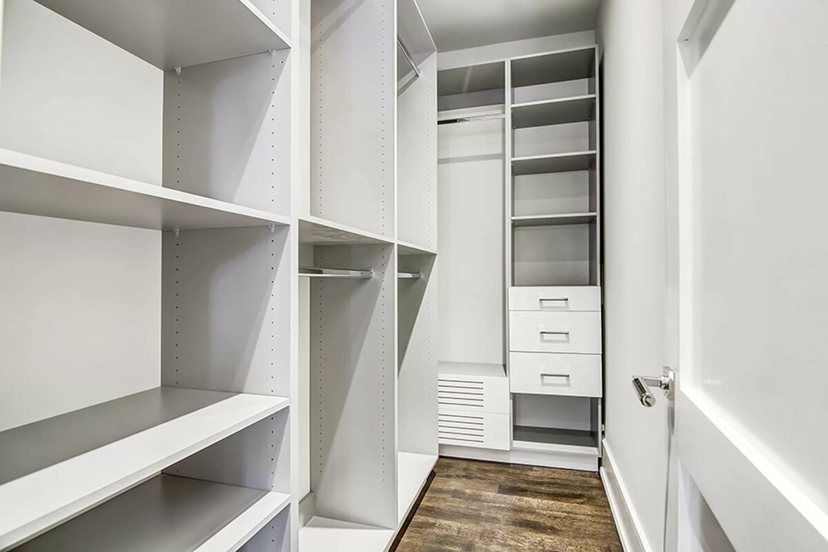 comfortable shelves in the dressing room