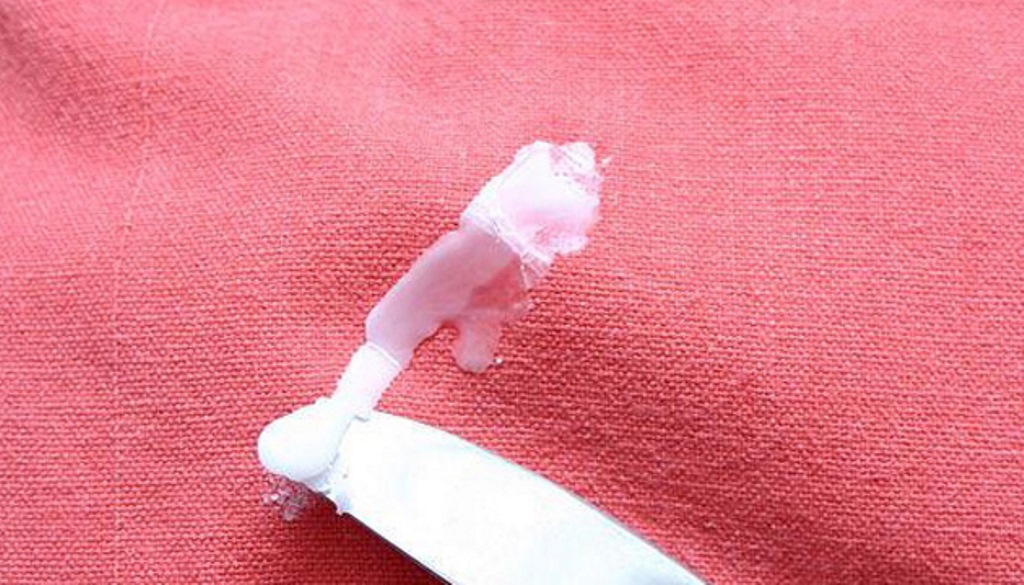 how to remove wax from fabric