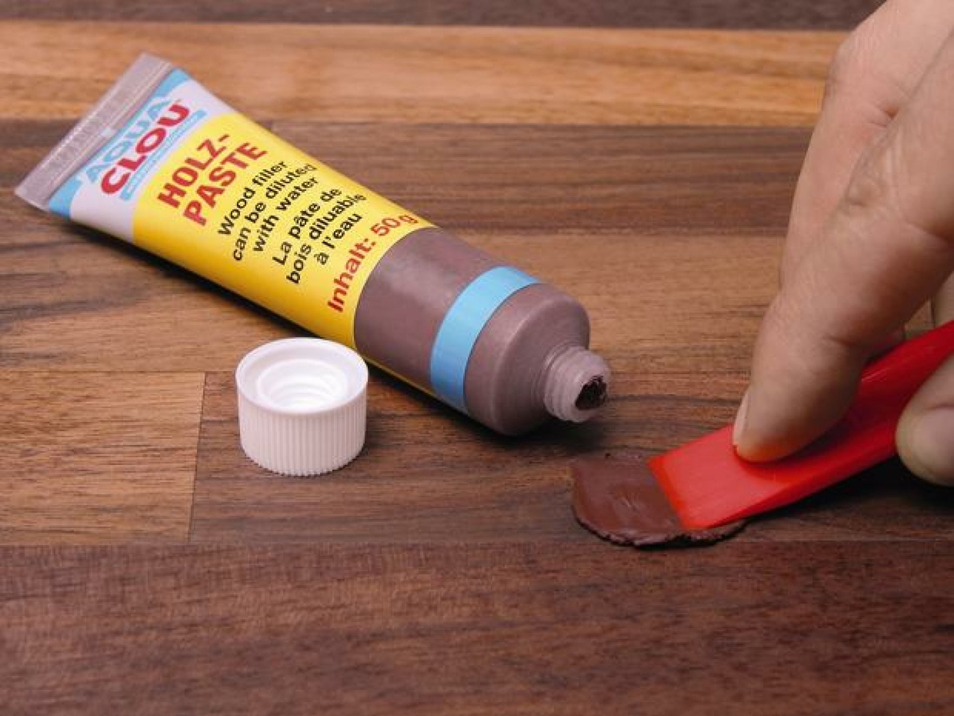 putty for laminate