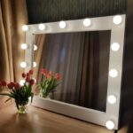 illuminated mirror review