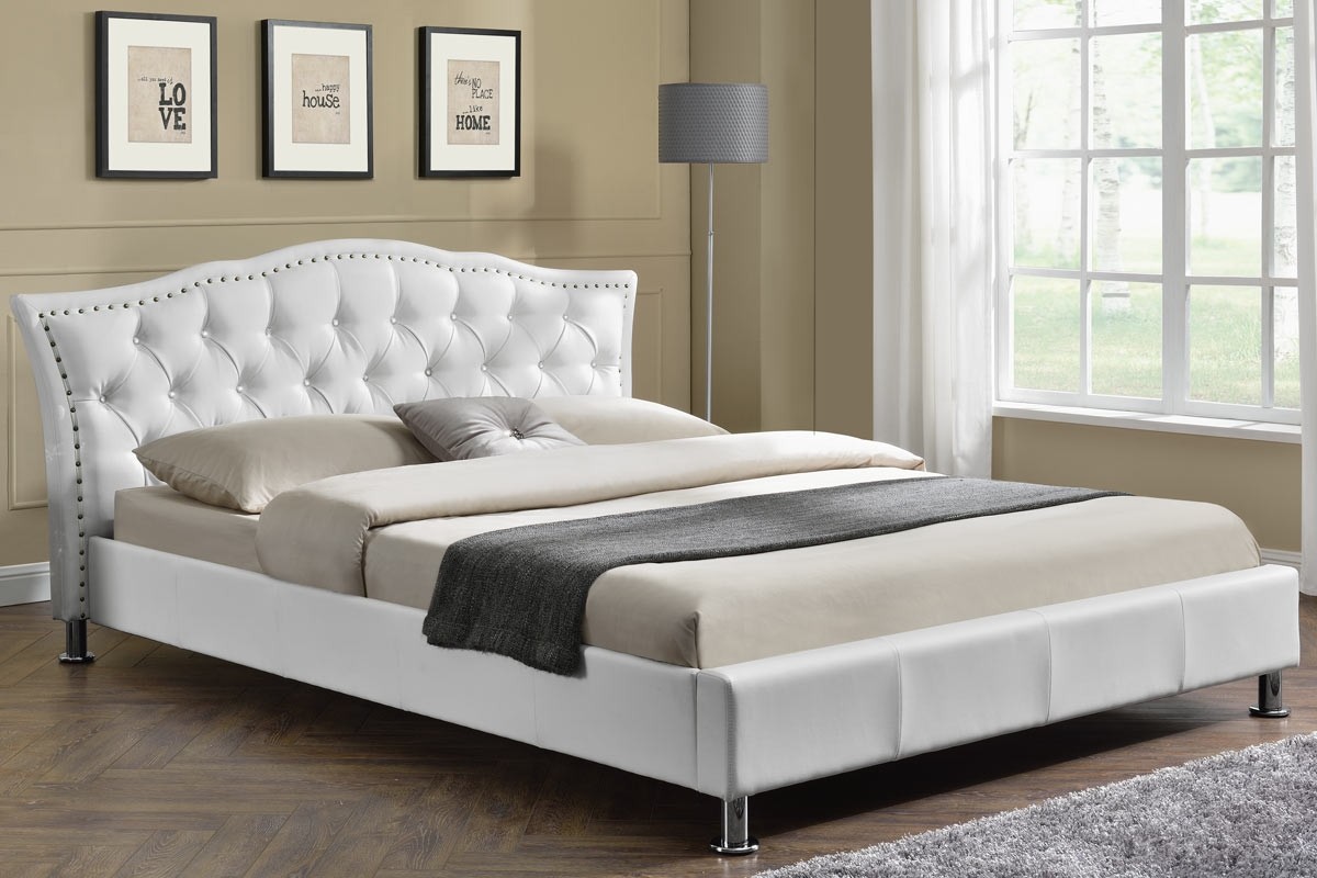 White king size bed