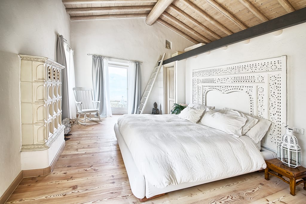 chambre blanche rustique