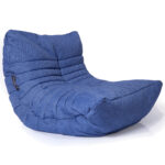 fauteuil bleu courbé