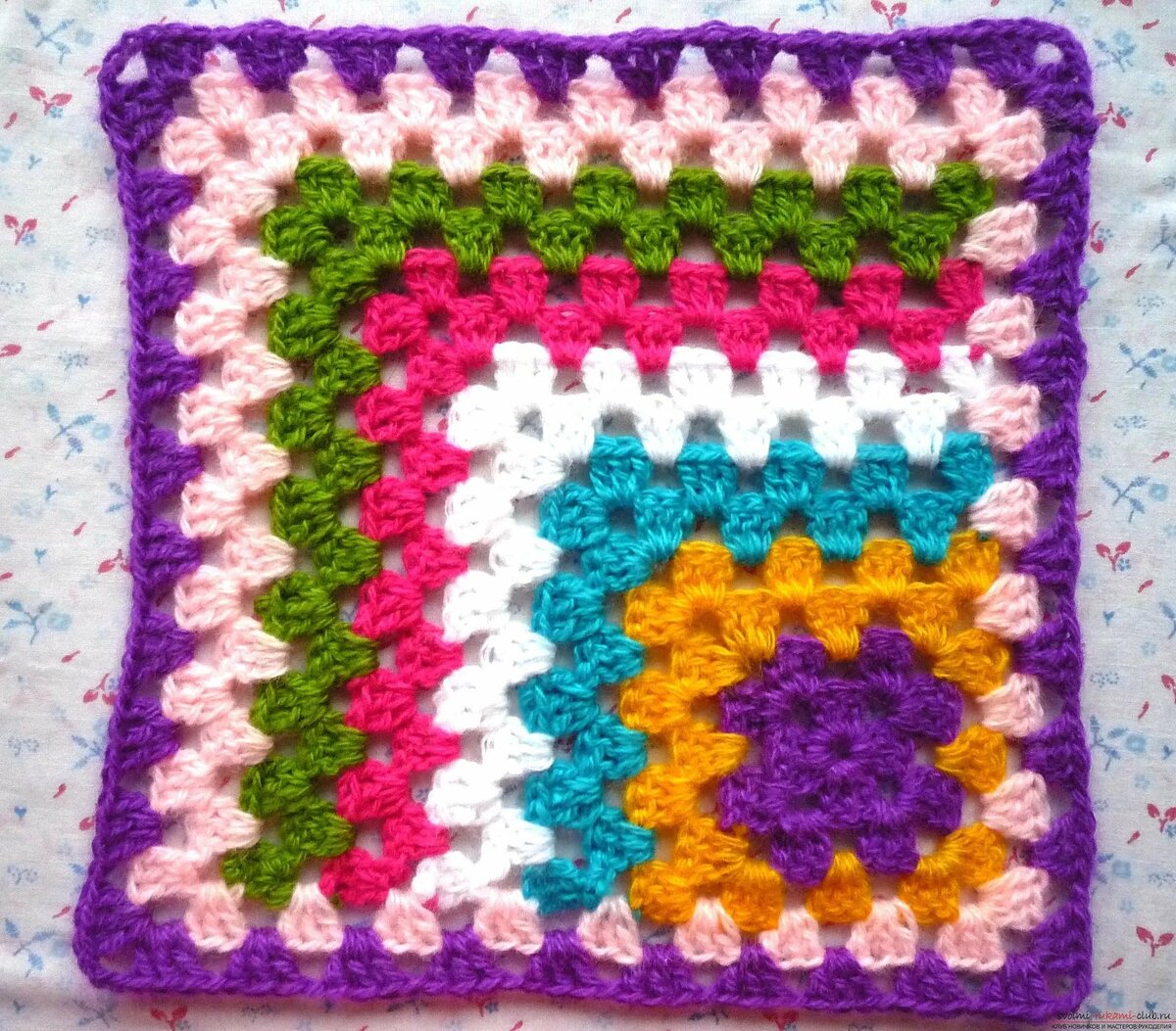 crochet stool cover square