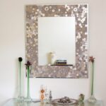 décor élégant d'un miroir avec vos propres mains