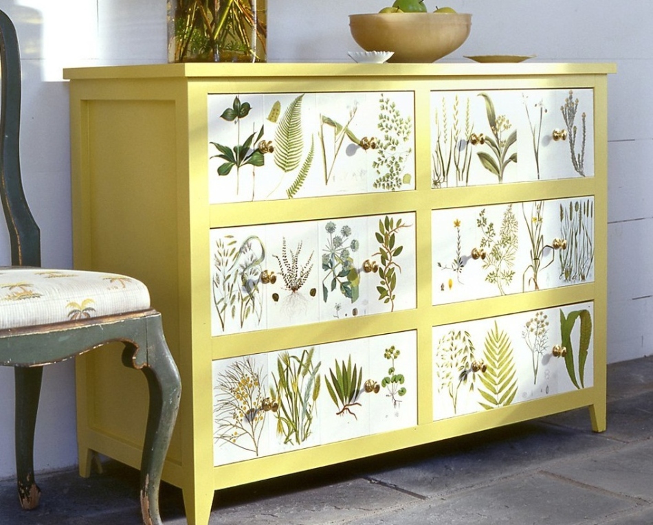 decoupage of chipboard furniture