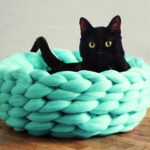 bed for cat knitted