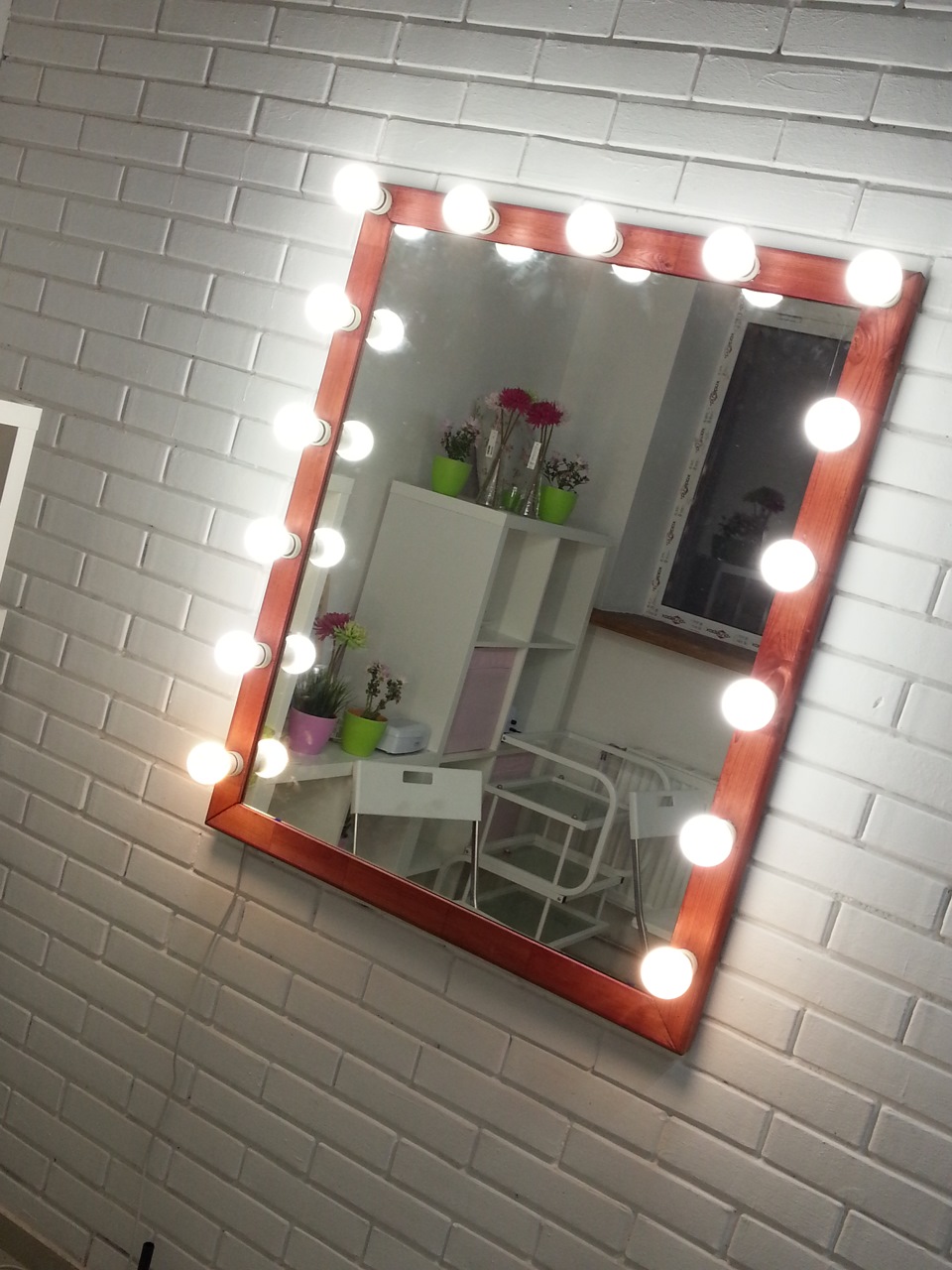 backlit dressing room mirrors