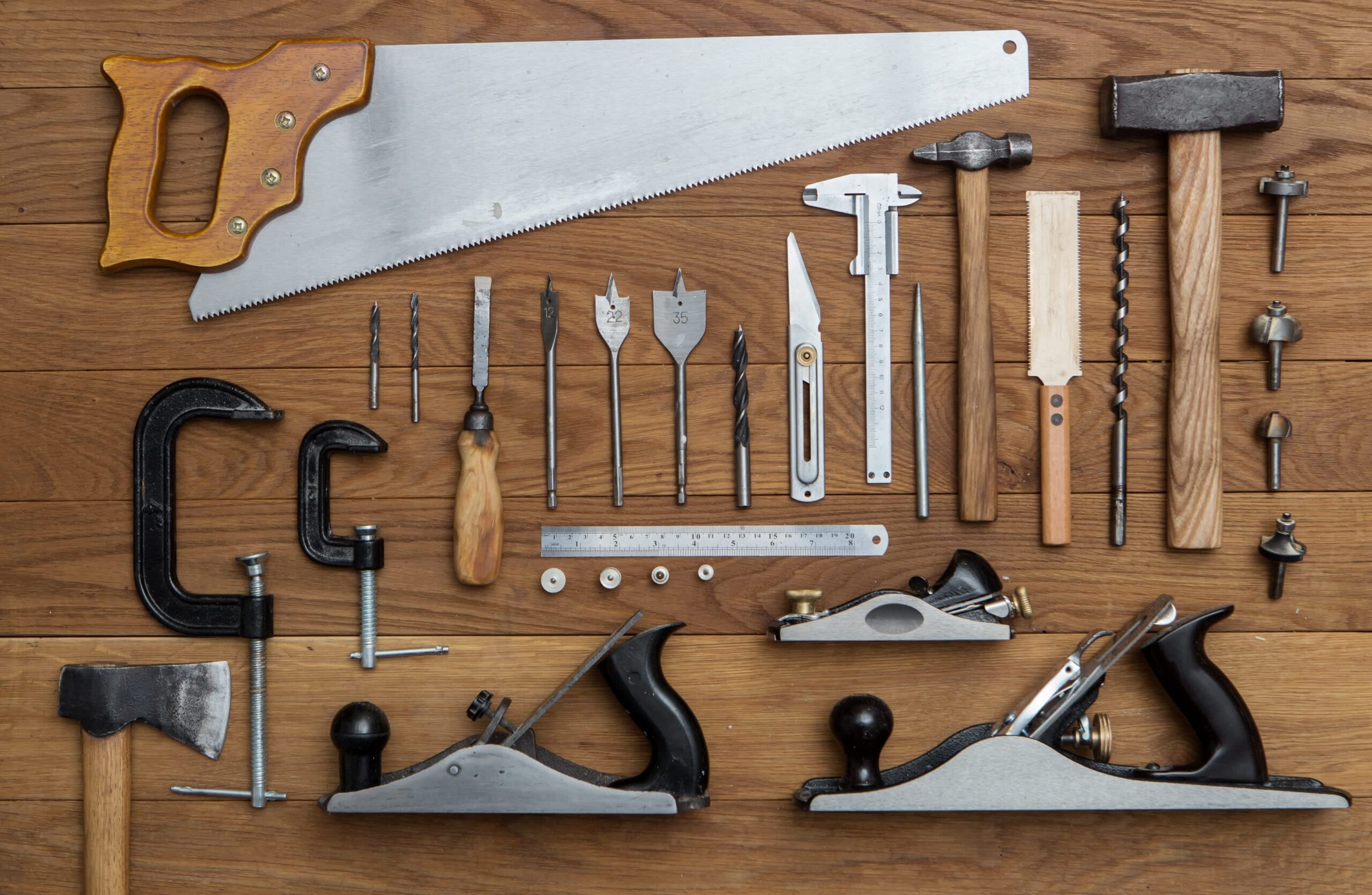 outils de menuisier