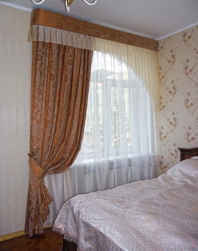 curtains in the interior of the bedroom