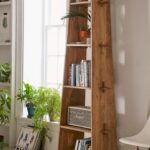 bookcase triangular