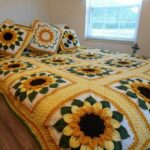 bedspread with sunflowers