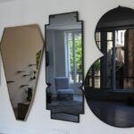 fixer le miroir au mur