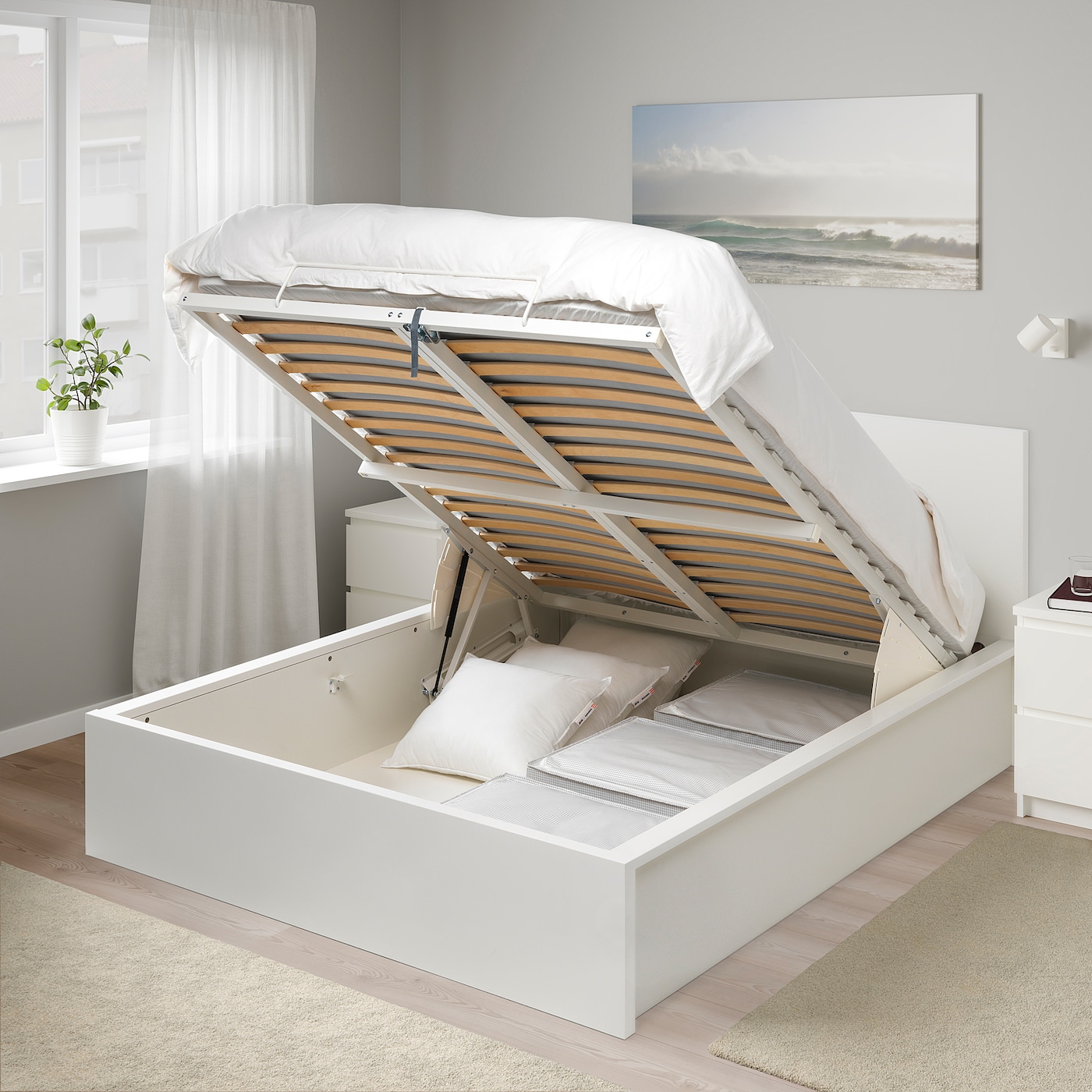 comfortable bed with mechanism