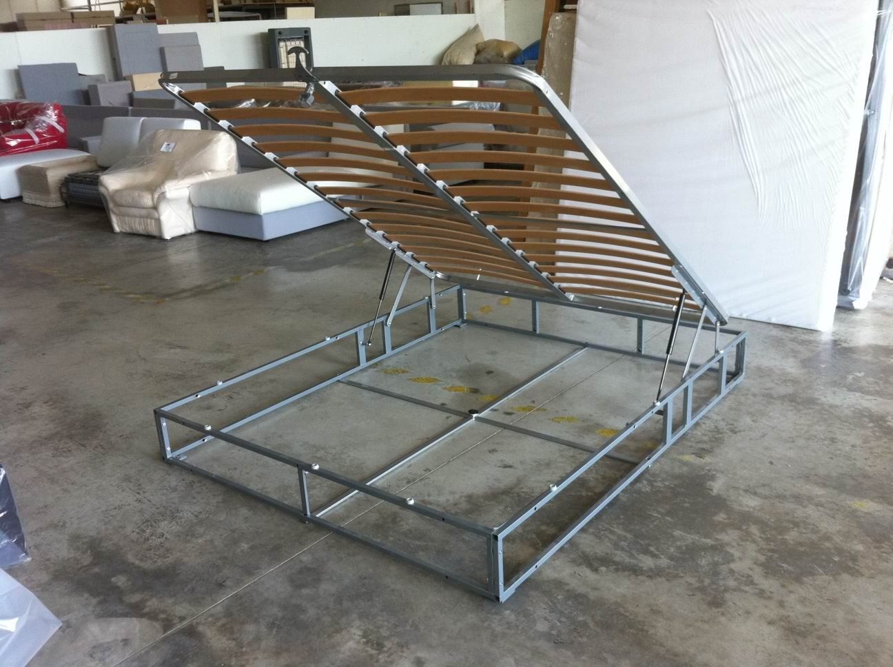 metal bed