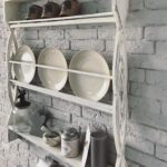 shelf provence in the kitchen with plates